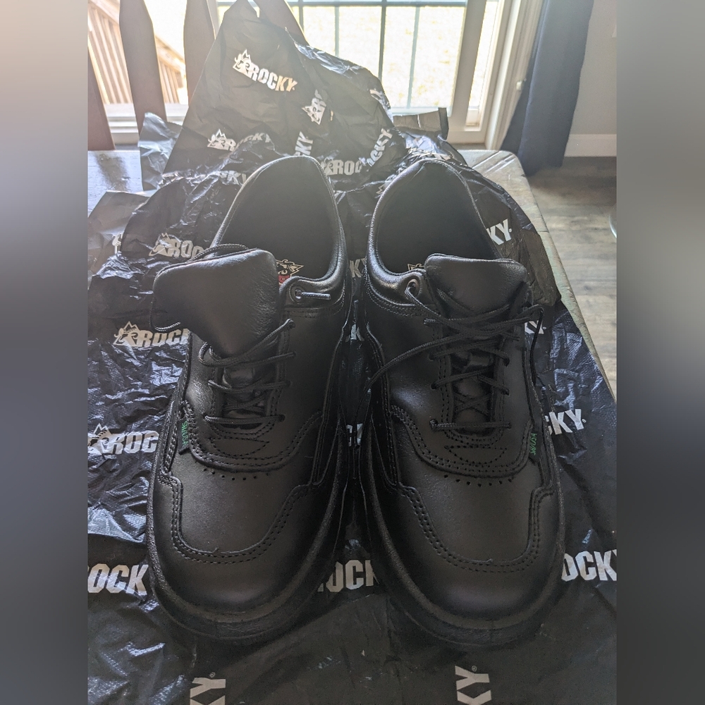 Postal shoes